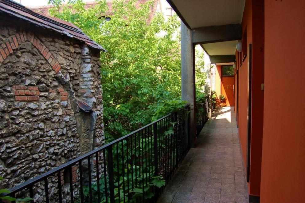 Buda Castle Apartments Budapest Luaran gambar